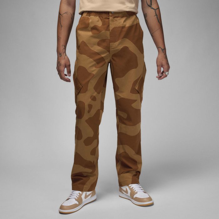 Мъжки панталон Nike Air Jordan Essentials Chicago Men's Trousers Ale Brown/Black