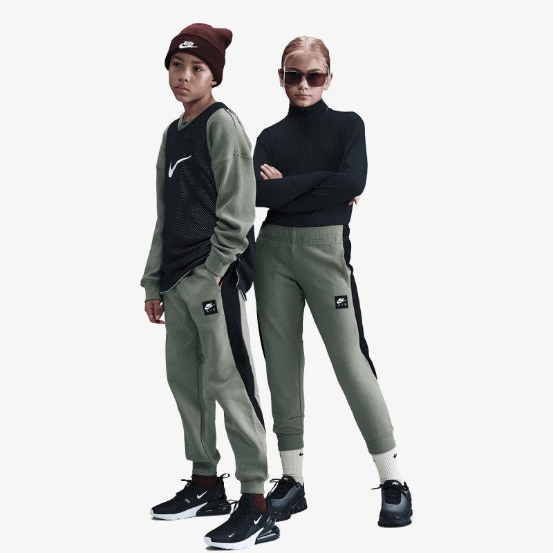 Детски панталон Nike Air Max Fleece Joggers