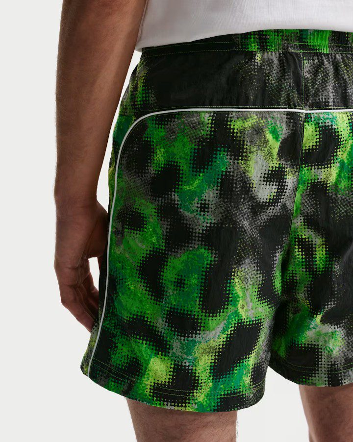 Къси панталони Nike Air Woven Shorts Mean Green - Image 4
