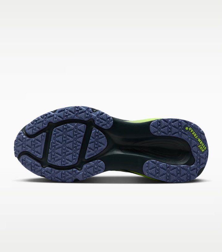 Обувки Nike Vomero 18 GORE-TEX Seaweed - Image 9