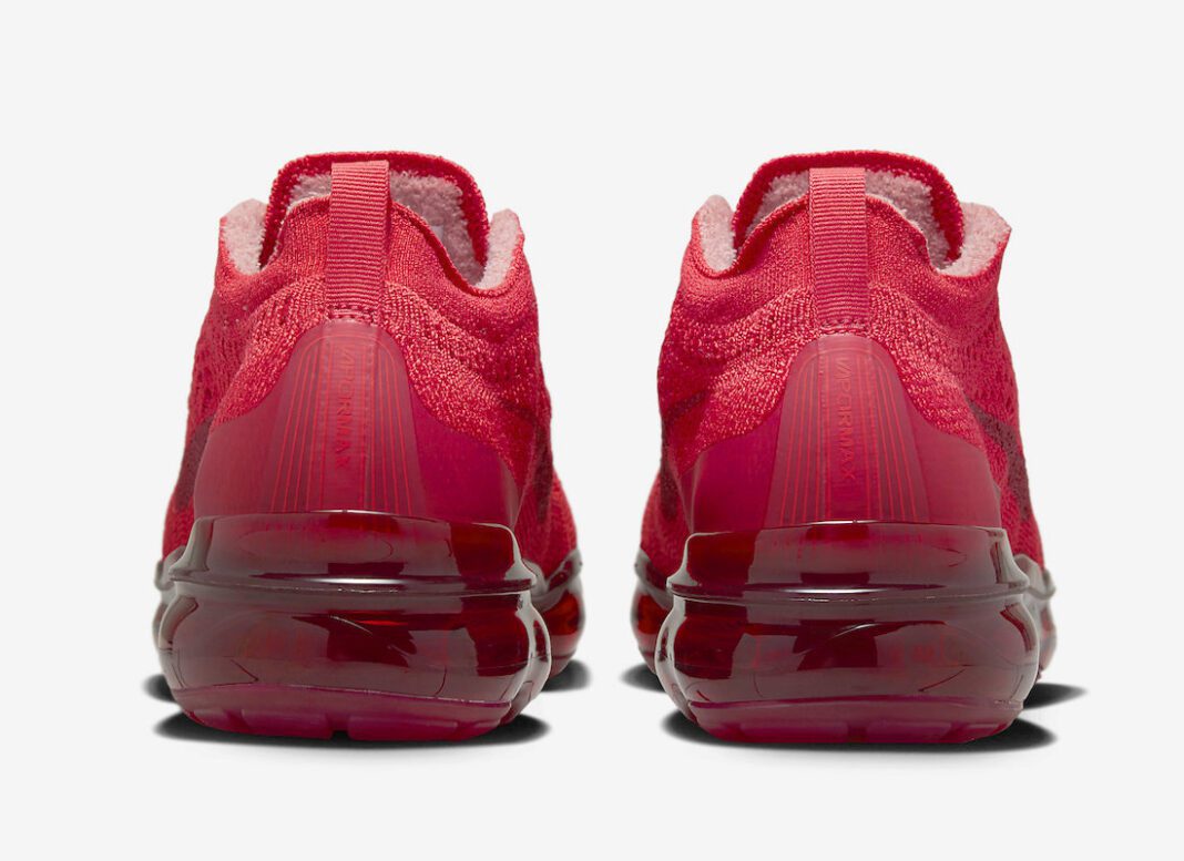 Обувки Nike Air Vapormax 2023 Flyknit Track Red/Mystic Red - Image 6