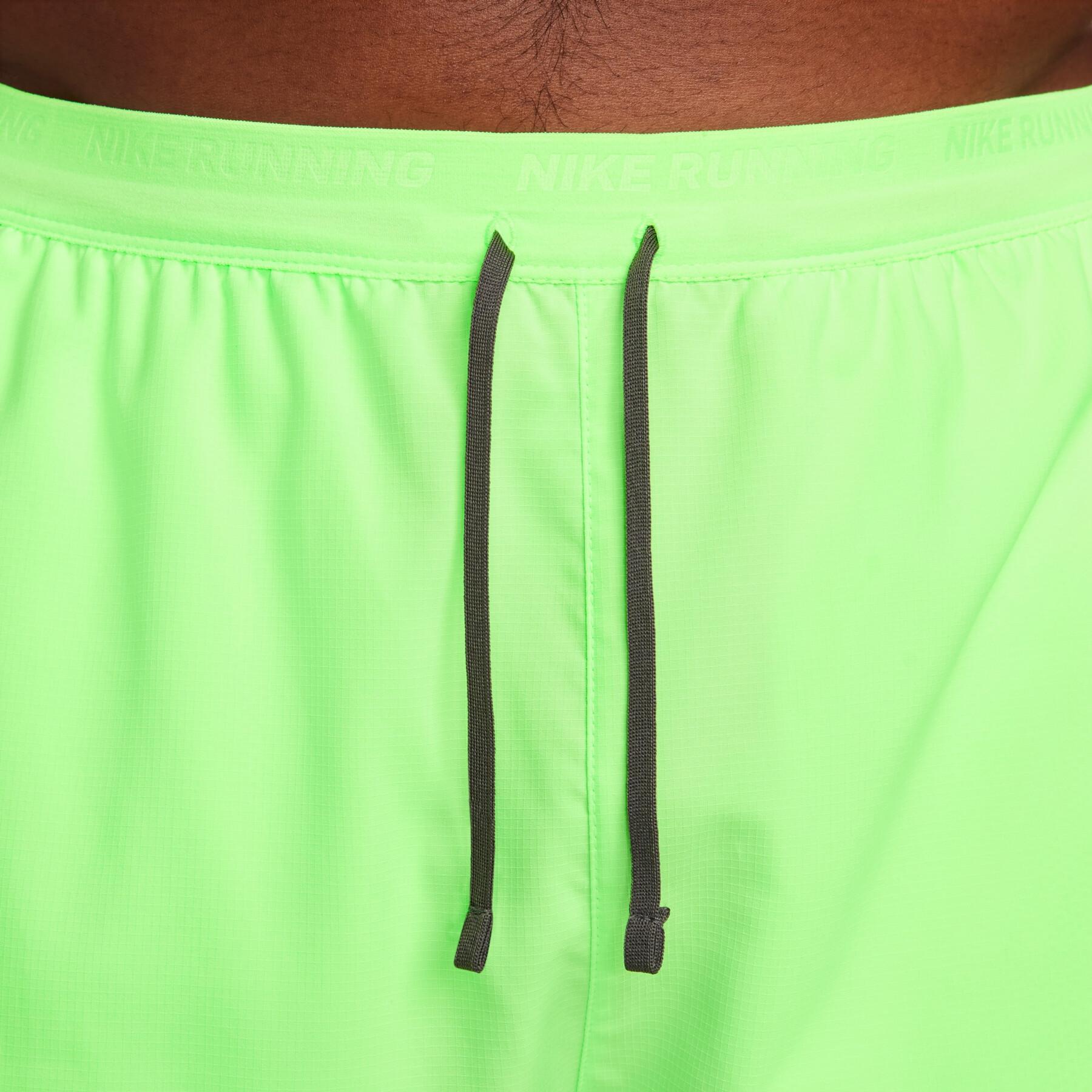 Къси панталони Nike Men’s Stride Dri-Fit 5” Hybrid 2 in 1 Shorts Lime Blast/Medium Ash - Image 4