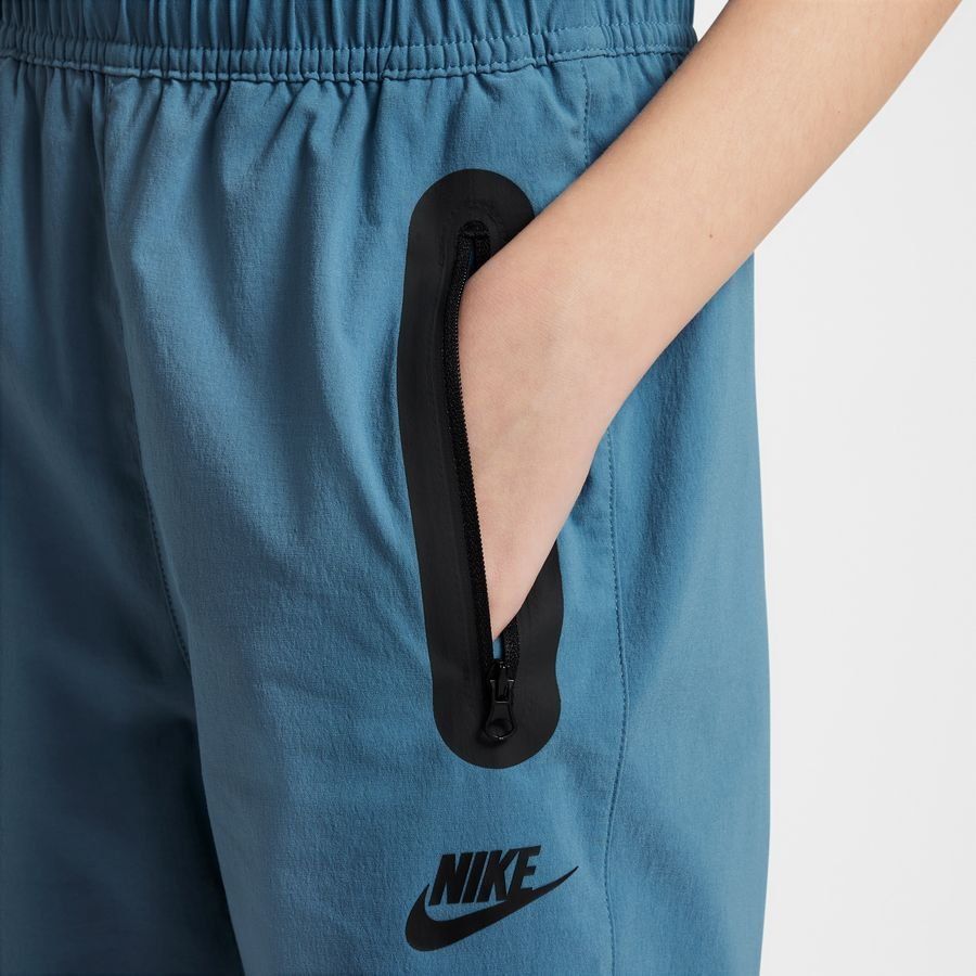 Детски панталон Nike Tech Woven Trousers Smoke Grey/White - Image 3