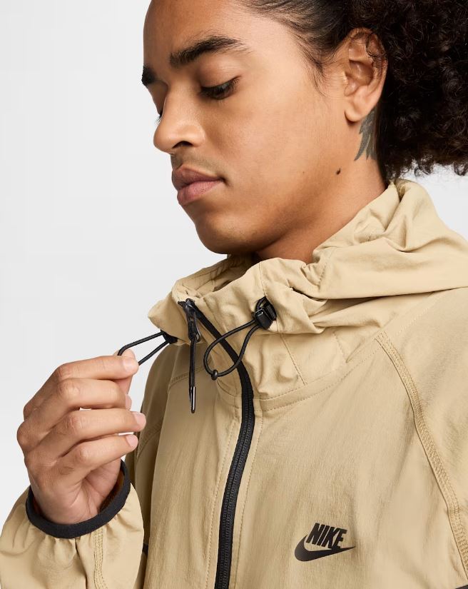 Мъжки екип Nike Tech Woven Tracksuit Parachute Beige - Image 9