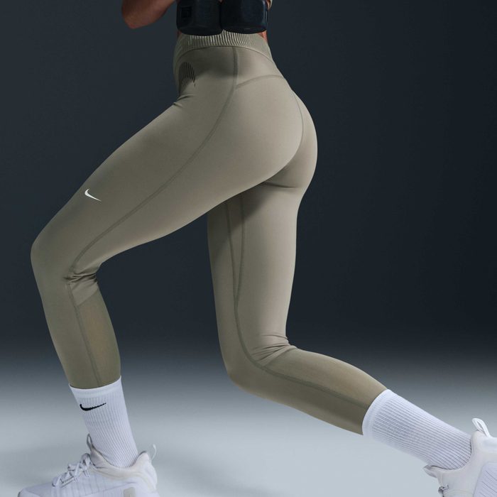 Клин Nike Pro Mid-Rise 7/8 Graphic Leggings - Image 2