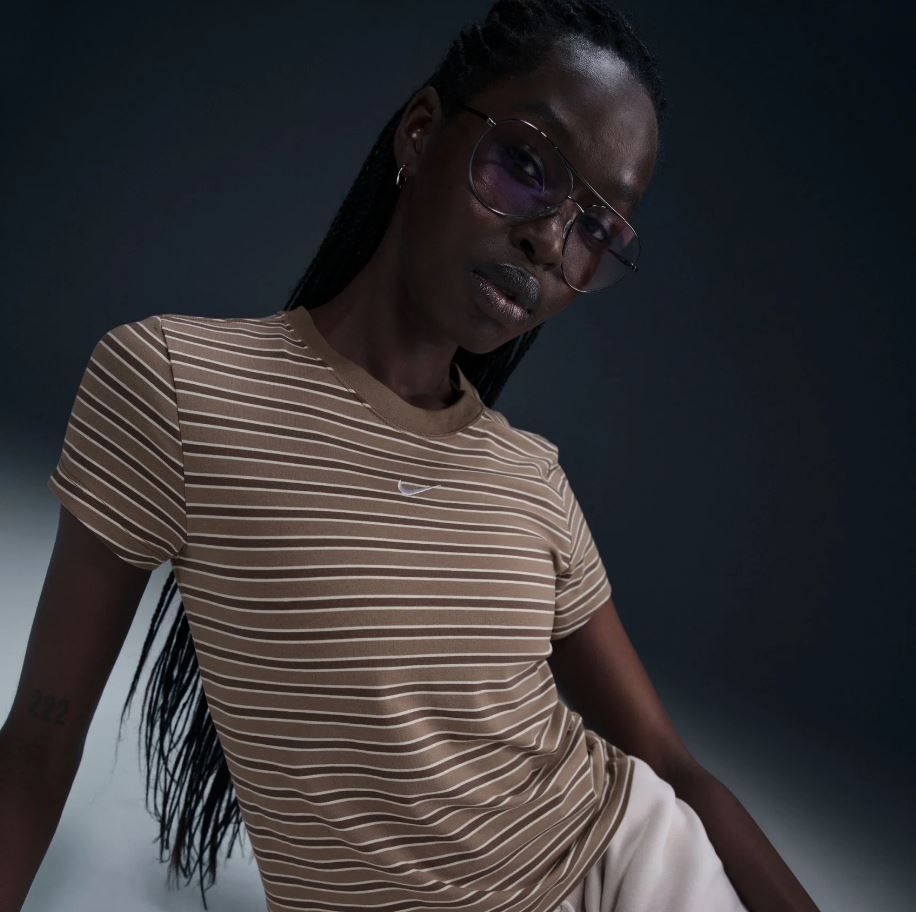 Дамска тениска Nike Chill Knit T-Shirt - Image 3
