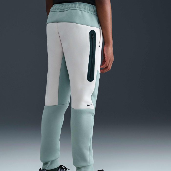 Детски панталон Nike Sportswear Tech Fleece Dusty Sage - Image 5
