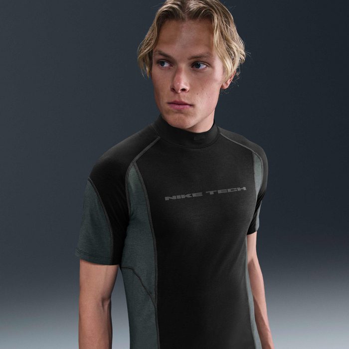 Тениска Nike Tech Dri-FIT Short-Sleeve Anthracite