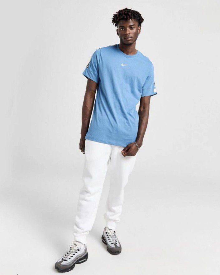 Тениска Nike Sportswear Repeat T-Shirt - Image 3
