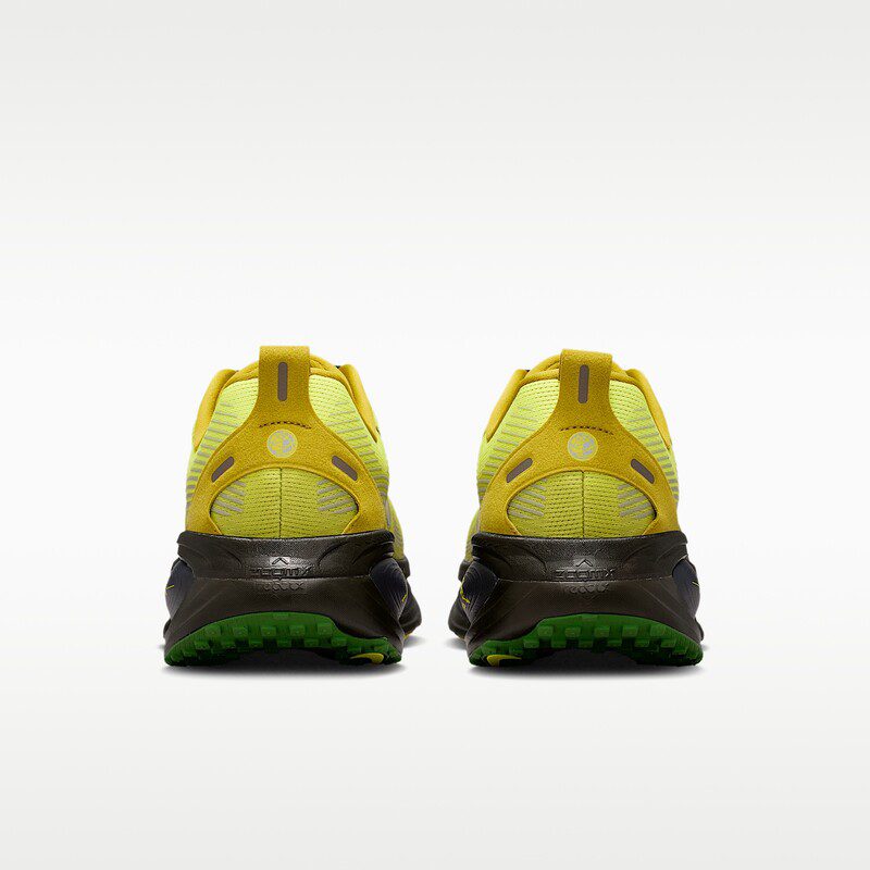 Обувки Nike Vomero 18 SE Sonic Yellow - Image 6