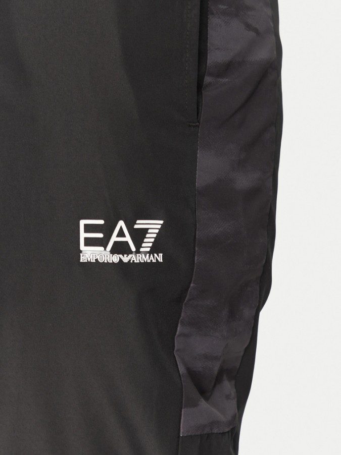 Мъжки екип EA7 Emporio Armani Black/Grey - Image 6